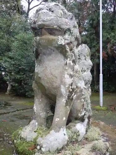 倉田八幡宮の狛犬