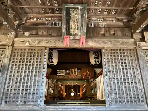 冨士御室浅間神社の本殿