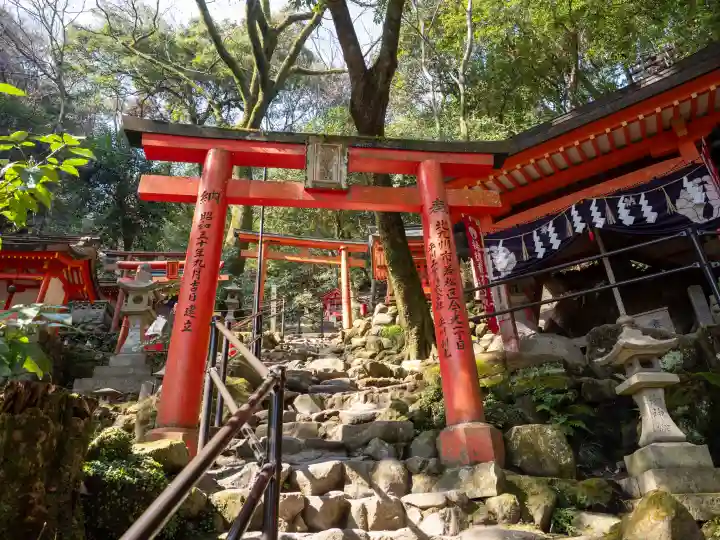 祐徳稲荷神社の{uncategorized: "未分類", other: "その他", undefined: "問題あり", building: "その他建物", grave: "お墓", sacred_gate: "鳥居", guardian: "狛犬", statue: "像", buddha: "仏像", history: "歴史", nature: "自然", garden: "庭園", animal: "動物", pagoda: "塔", temizu: "手水舎", mountain_gate: "山門・神門", sanctuary: "本殿・本堂", subordinate: "末社・摂社", art: "芸術", scenery: "景色", jizo: "地蔵", ema: "絵馬", goshuin: "御朱印", omikuji: "おみくじ", items: "授与品その他", amulet: "お守り", goshuincho: "御朱印帳", eats: "食事", festival: "お祭り", votive_dance: "神楽", shichigosan: "七五三参", wedding: "結婚式", experience: "体験その他", initially: "初詣", around: "周辺", anti_infection: "感染症対策"}