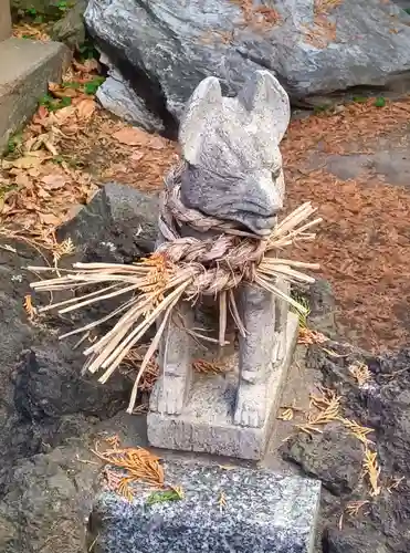 薬師神社の狛犬