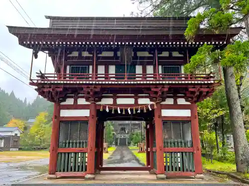 須波阿湏疑神社の山門・神門