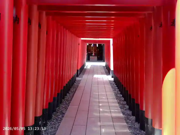 東京羽田 穴守稲荷神社の{uncategorized: "未分類", other: "その他", undefined: "問題あり", building: "その他建物", grave: "お墓", sacred_gate: "鳥居", guardian: "狛犬", statue: "像", buddha: "仏像", history: "歴史", nature: "自然", garden: "庭園", animal: "動物", pagoda: "塔", temizu: "手水舎", mountain_gate: "山門・神門", sanctuary: "本殿・本堂", subordinate: "末社・摂社", art: "芸術", scenery: "景色", jizo: "地蔵", ema: "絵馬", goshuin: "御朱印", omikuji: "おみくじ", items: "授与品その他", amulet: "お守り", goshuincho: "御朱印帳", eats: "食事", festival: "お祭り", votive_dance: "神楽", shichigosan: "七五三参", wedding: "結婚式", experience: "体験その他", initially: "初詣", around: "周辺", anti_infection: "感染症対策"}