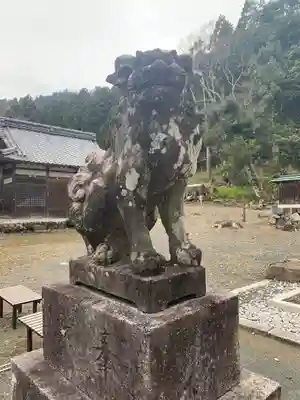 伊香具神社の狛犬