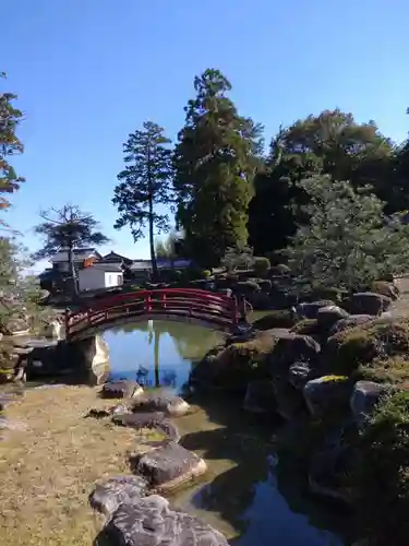 水尾神社の庭園