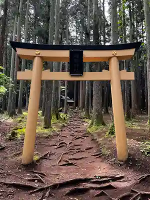 御岩神社の鳥居