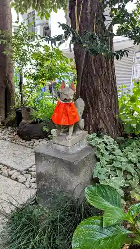 五十稲荷神社(栄寿稲荷神社)の狛犬