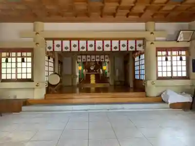 六所社（下飯田）の本殿・本堂