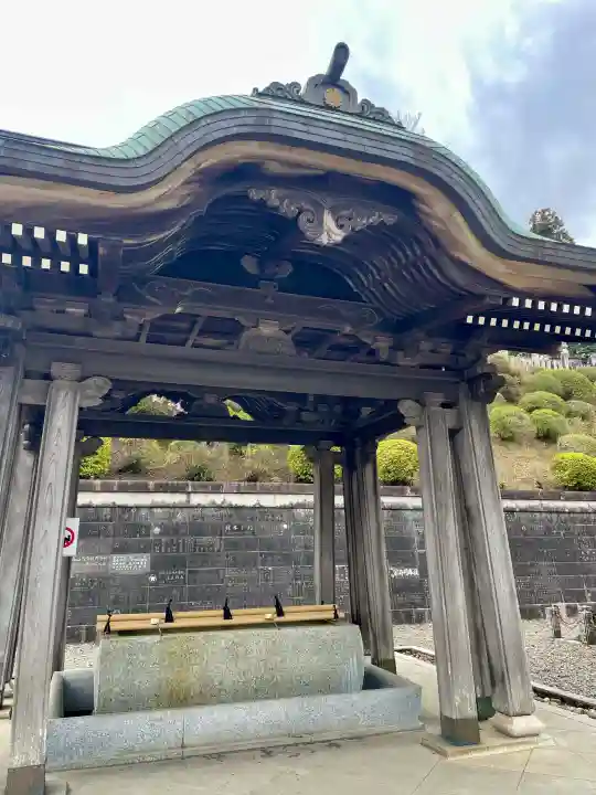 成田山釈迦堂の{uncategorized: "未分類", other: "その他", undefined: "問題あり", building: "その他建物", grave: "お墓", sacred_gate: "鳥居", guardian: "狛犬", statue: "像", buddha: "仏像", history: "歴史", nature: "自然", garden: "庭園", animal: "動物", pagoda: "塔", temizu: "手水舎", mountain_gate: "山門・神門", sanctuary: "本殿・本堂", subordinate: "末社・摂社", art: "芸術", scenery: "景色", jizo: "地蔵", ema: "絵馬", goshuin: "御朱印", omikuji: "おみくじ", items: "授与品その他", amulet: "お守り", goshuincho: "御朱印帳", eats: "食事", festival: "お祭り", votive_dance: "神楽", shichigosan: "七五三参", wedding: "結婚式", experience: "体験その他", initially: "初詣", around: "周辺", anti_infection: "感染症対策"}