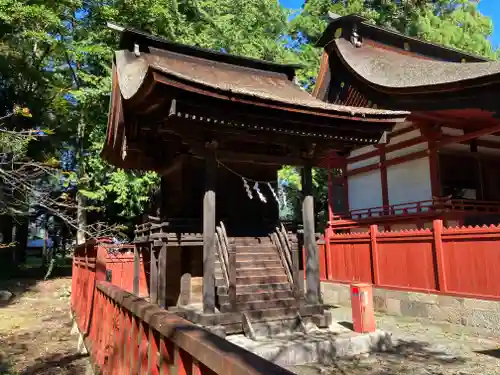 大井俣窪八幡神社の末社・摂社