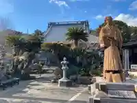 宝福寺の像