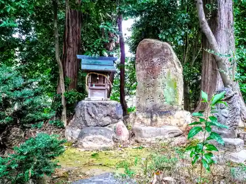 神明神社の末社