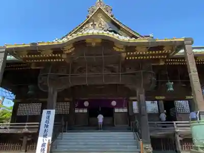 成田山新勝寺の本殿・本堂