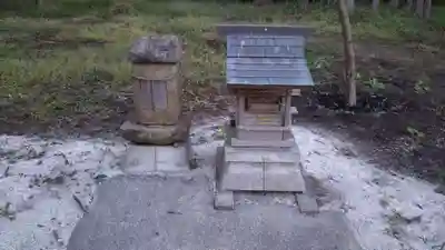 鹿嶋三嶋神社の末社・摂社