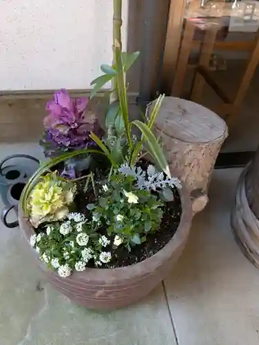 鹿島大神宮の{uncategorized: "未分類", other: "その他", undefined: "問題あり", building: "その他建物", grave: "お墓", sacred_gate: "鳥居", guardian: "狛犬", statue: "像", buddha: "仏像", history: "歴史", nature: "自然", garden: "庭園", animal: "動物", pagoda: "塔", temizu: "手水舎", mountain_gate: "山門・神門", sanctuary: "本殿・本堂", subordinate: "末社・摂社", art: "芸術", scenery: "景色", jizo: "地蔵", ema: "絵馬", goshuin: "御朱印", omikuji: "おみくじ", items: "授与品その他", amulet: "お守り", goshuincho: "御朱印帳", eats: "食事", festival: "お祭り", votive_dance: "神楽", shichigosan: "七五三参", wedding: "結婚式", experience: "体験その他", initially: "初詣", around: "周辺", anti_infection: "感染症対策"}