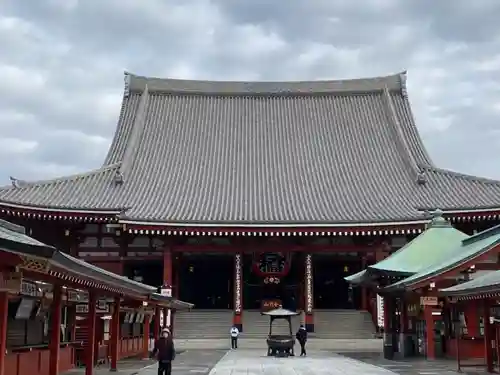 浅草寺の本殿