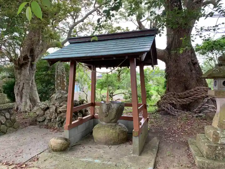 宮山神社の手水舎