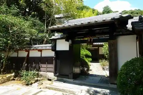 神峯山寺の山門