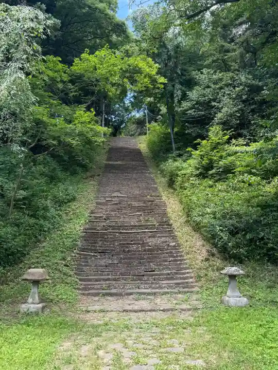 亀岡八幡宮の{uncategorized: "未分類", other: "その他", undefined: "問題あり", building: "その他建物", grave: "お墓", sacred_gate: "鳥居", guardian: "狛犬", statue: "像", buddha: "仏像", history: "歴史", nature: "自然", garden: "庭園", animal: "動物", pagoda: "塔", temizu: "手水舎", mountain_gate: "山門・神門", sanctuary: "本殿・本堂", subordinate: "末社・摂社", art: "芸術", scenery: "景色", jizo: "地蔵", ema: "絵馬", goshuin: "御朱印", omikuji: "おみくじ", items: "授与品その他", amulet: "お守り", goshuincho: "御朱印帳", eats: "食事", festival: "お祭り", votive_dance: "神楽", shichigosan: "七五三参", wedding: "結婚式", experience: "体験その他", initially: "初詣", around: "周辺", anti_infection: "感染症対策"}