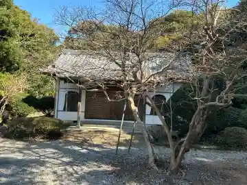 舎那院の{uncategorized: "未分類", other: "その他", undefined: "問題あり", building: "その他建物", grave: "お墓", sacred_gate: "鳥居", guardian: "狛犬", statue: "像", buddha: "仏像", history: "歴史", nature: "自然", garden: "庭園", animal: "動物", pagoda: "塔", temizu: "手水舎", mountain_gate: "山門・神門", sanctuary: "本殿・本堂", subordinate: "末社・摂社", art: "芸術", scenery: "景色", jizo: "地蔵", ema: "絵馬", goshuin: "御朱印", omikuji: "おみくじ", items: "授与品その他", amulet: "お守り", goshuincho: "御朱印帳", eats: "食事", festival: "お祭り", votive_dance: "神楽", shichigosan: "七五三参", wedding: "結婚式", experience: "体験その他", initially: "初詣", around: "周辺", anti_infection: "感染症対策"}