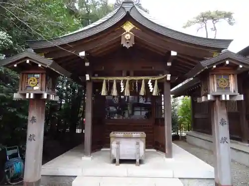 寒川神社の末社