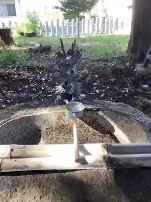 神明社（篠木町）の手水舎