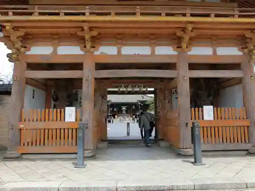 総持寺の山門・神門