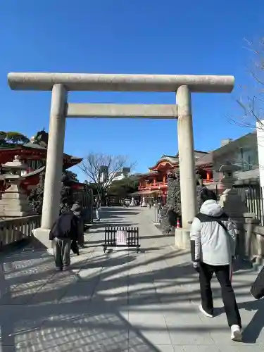 千葉神社の{uncategorized: "未分類", other: "その他", undefined: "問題あり", building: "その他建物", grave: "お墓", sacred_gate: "鳥居", guardian: "狛犬", statue: "像", buddha: "仏像", history: "歴史", nature: "自然", garden: "庭園", animal: "動物", pagoda: "塔", temizu: "手水舎", mountain_gate: "山門・神門", sanctuary: "本殿・本堂", subordinate: "末社・摂社", art: "芸術", scenery: "景色", jizo: "地蔵", ema: "絵馬", goshuin: "御朱印", omikuji: "おみくじ", items: "授与品その他", amulet: "お守り", goshuincho: "御朱印帳", eats: "食事", festival: "お祭り", votive_dance: "神楽", shichigosan: "七五三参", wedding: "結婚式", experience: "体験その他", initially: "初詣", around: "周辺", anti_infection: "感染症対策"}