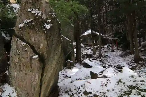 大滝不動尊のその他建物