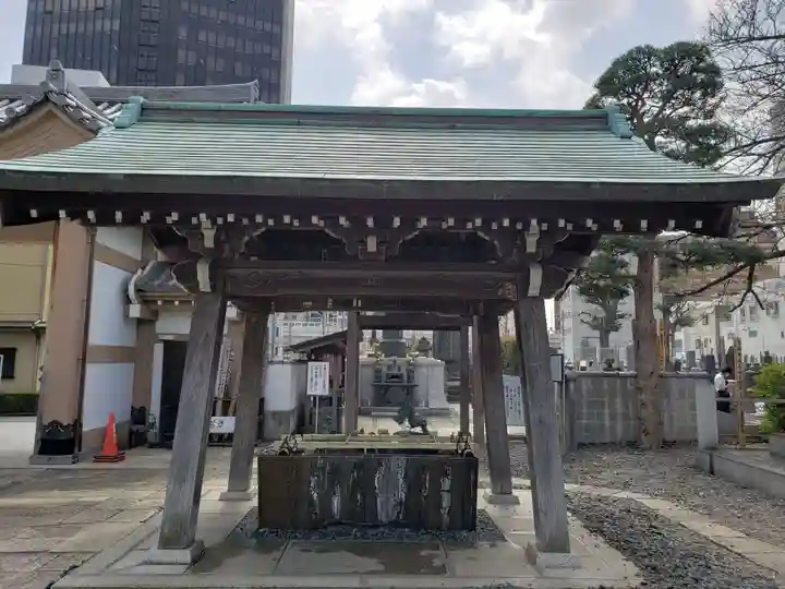 永平寺別院長谷寺の手水舎
