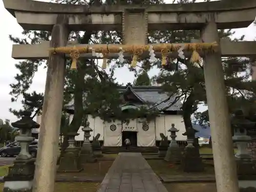  松阜神社の鳥居