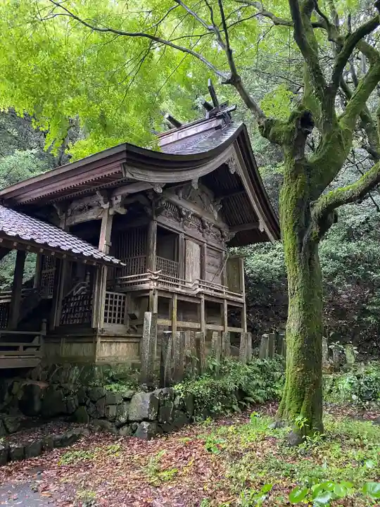 鳥野神社の本殿・本堂