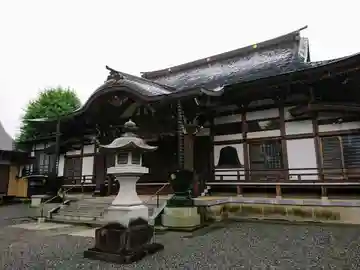 米倉寺の本殿・本堂