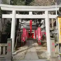 津軽稲荷神社の鳥居