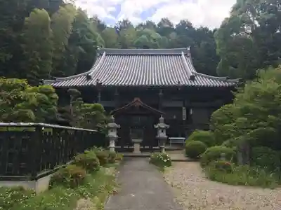 子嶋寺の本殿・本堂