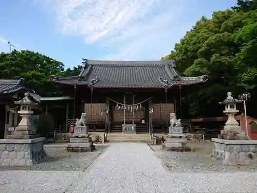 諏訪社の本殿・本堂