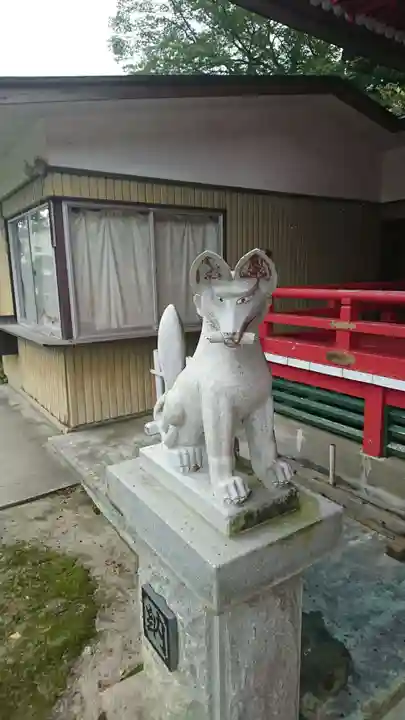 稲荷神社の狛犬
