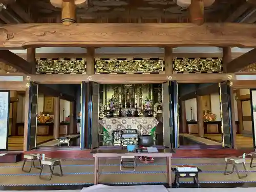 安養寺の{uncategorized: "未分類", other: "その他", undefined: "問題あり", building: "その他建物", grave: "お墓", sacred_gate: "鳥居", guardian: "狛犬", statue: "像", buddha: "仏像", history: "歴史", nature: "自然", garden: "庭園", animal: "動物", pagoda: "塔", temizu: "手水舎", mountain_gate: "山門・神門", sanctuary: "本殿・本堂", subordinate: "末社・摂社", art: "芸術", scenery: "景色", jizo: "地蔵", ema: "絵馬", goshuin: "御朱印", omikuji: "おみくじ", items: "授与品その他", amulet: "お守り", goshuincho: "御朱印帳", eats: "食事", festival: "お祭り", votive_dance: "神楽", shichigosan: "七五三参", wedding: "結婚式", experience: "体験その他", initially: "初詣", around: "周辺", anti_infection: "感染症対策"}