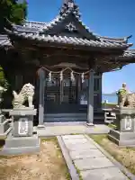 龍神社の{uncategorized: "未分類", other: "その他", undefined: "問題あり", building: "その他建物", grave: "お墓", sacred_gate: "鳥居", guardian: "狛犬", statue: "像", buddha: "仏像", history: "歴史", nature: "自然", garden: "庭園", animal: "動物", pagoda: "塔", temizu: "手水舎", mountain_gate: "山門・神門", sanctuary: "本殿・本堂", subordinate: "末社・摂社", art: "芸術", scenery: "景色", jizo: "地蔵", ema: "絵馬", goshuin: "御朱印", omikuji: "おみくじ", items: "授与品その他", amulet: "お守り", goshuincho: "御朱印帳", eats: "食事", festival: "お祭り", votive_dance: "神楽", shichigosan: "七五三参", wedding: "結婚式", experience: "体験その他", initially: "初詣", around: "周辺", anti_infection: "感染症対策"}