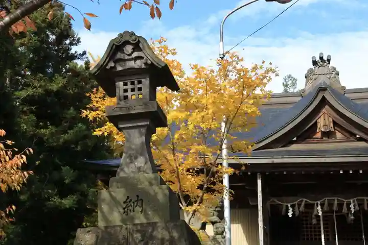 諏訪神社の本殿・本堂