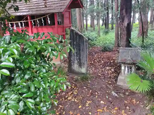 間中稲荷神社の末社