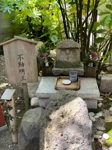 御霊神社の仏像