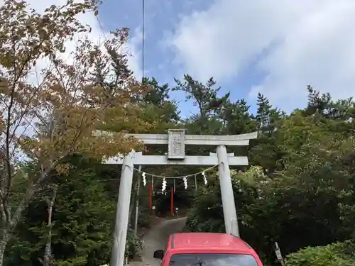 六甲山神社の鳥居