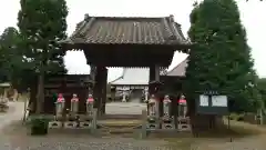 観音寺の山門