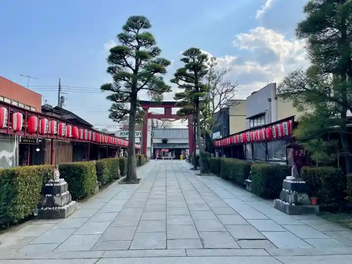 笠間稲荷神社の{uncategorized: "未分類", other: "その他", undefined: "問題あり", building: "その他建物", grave: "お墓", sacred_gate: "鳥居", guardian: "狛犬", statue: "像", buddha: "仏像", history: "歴史", nature: "自然", garden: "庭園", animal: "動物", pagoda: "塔", temizu: "手水舎", mountain_gate: "山門・神門", sanctuary: "本殿・本堂", subordinate: "末社・摂社", art: "芸術", scenery: "景色", jizo: "地蔵", ema: "絵馬", goshuin: "御朱印", omikuji: "おみくじ", items: "授与品その他", amulet: "お守り", goshuincho: "御朱印帳", eats: "食事", festival: "お祭り", votive_dance: "神楽", shichigosan: "七五三参", wedding: "結婚式", experience: "体験その他", initially: "初詣", around: "周辺", anti_infection: "感染症対策"}