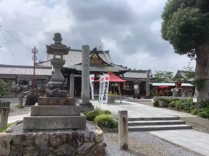 乙津寺 (鏡島弘法)の本殿・本堂