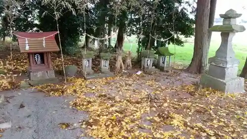 東護守神社の末社