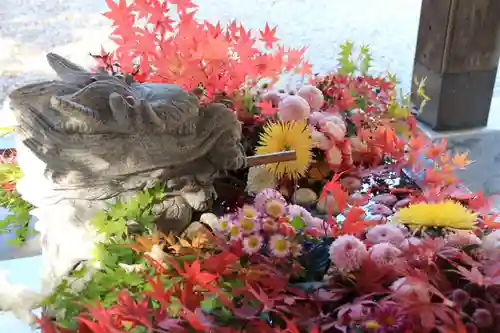 滑川神社 - 仕事と子どもの守り神の手水