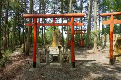 磐栄稲荷宮の末社・摂社