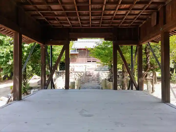 熊野神社の本殿・本堂