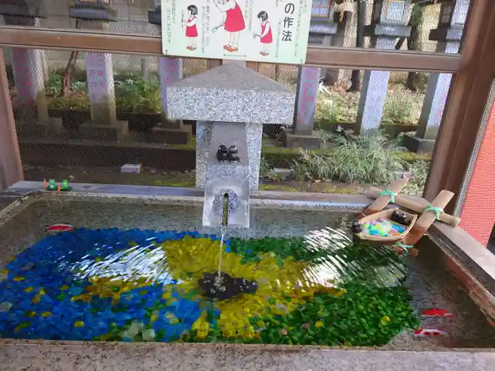 くまくま神社(導きの社 熊野町熊野神社)の手水舎